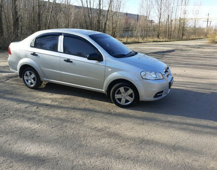 Chevrolet Aveo 2011 года