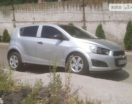 Chevrolet Aveo 2012 року