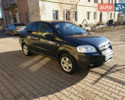 Chevrolet Aveo 2011 року