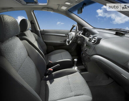 Chevrolet Aveo 2013 року