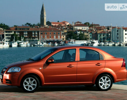 Chevrolet Aveo 2012 года