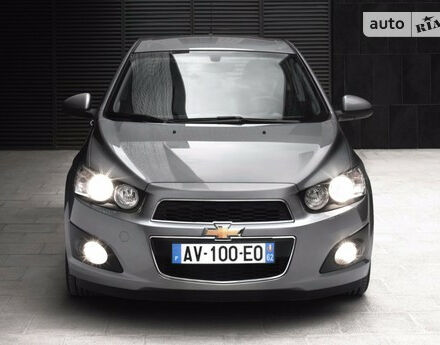 Chevrolet Aveo 2010 року