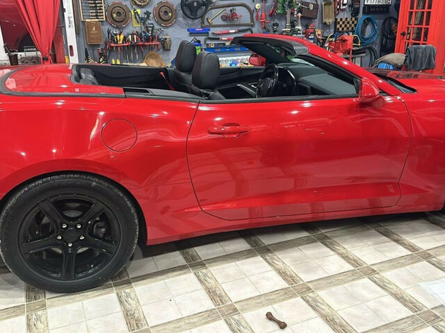 Chevrolet Camaro 2020 року