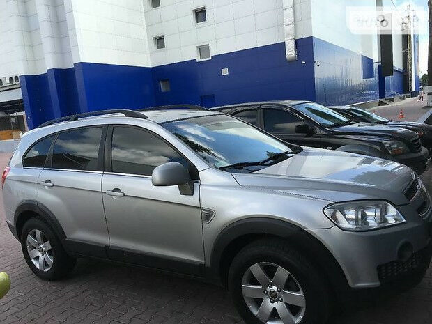 Chevrolet Captiva 2008 року