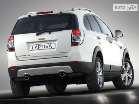 Chevrolet Captiva 2008 года