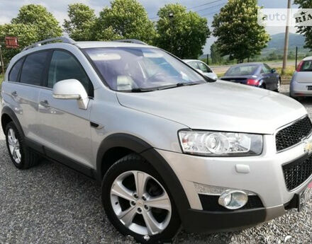 Chevrolet Captiva 2012 года