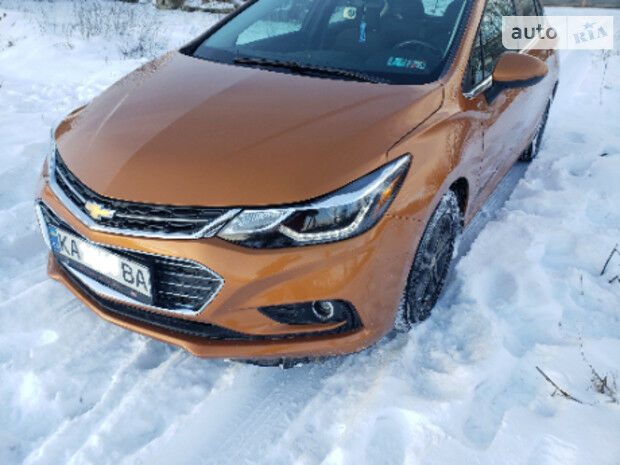 Chevrolet Cruze 2017 года