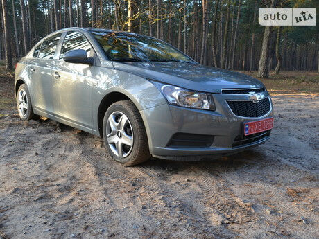 Chevrolet Cruze 2011 года