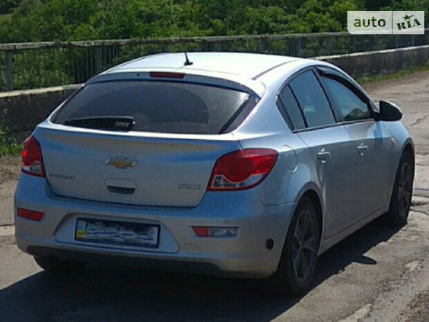 Chevrolet Cruze 2011 года