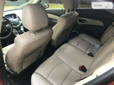 Шевроле Круз 2013 року Chevrolet Cruze 2013 року
