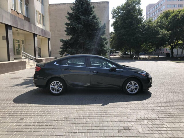 Chevrolet Cruze 2018 года