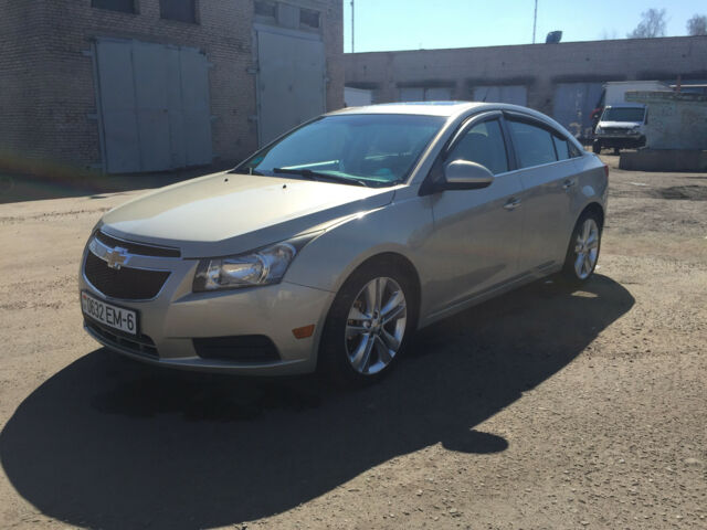 Chevrolet Cruze 2010 року