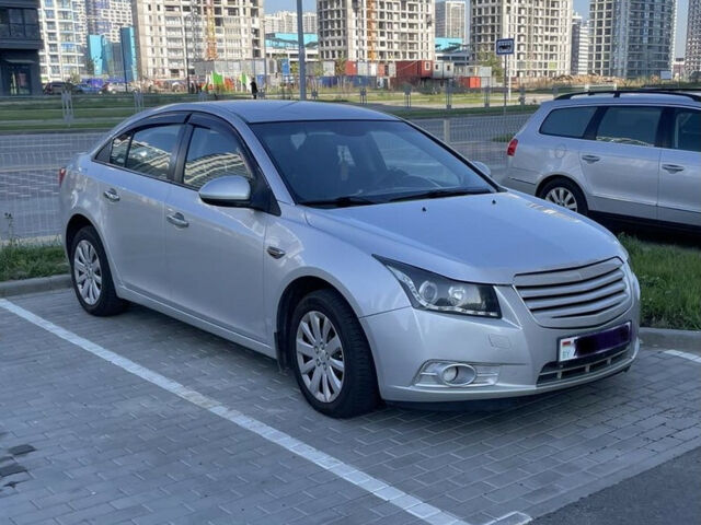 Chevrolet Cruze 2011 года