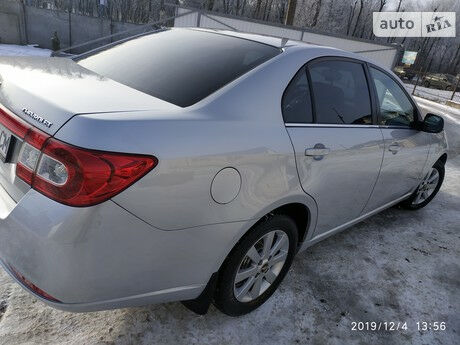 Chevrolet Epica 2010 года