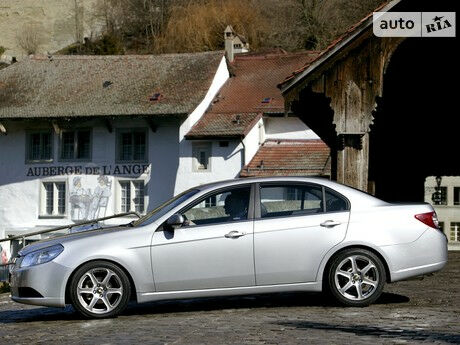 Chevrolet Epica 2012 года