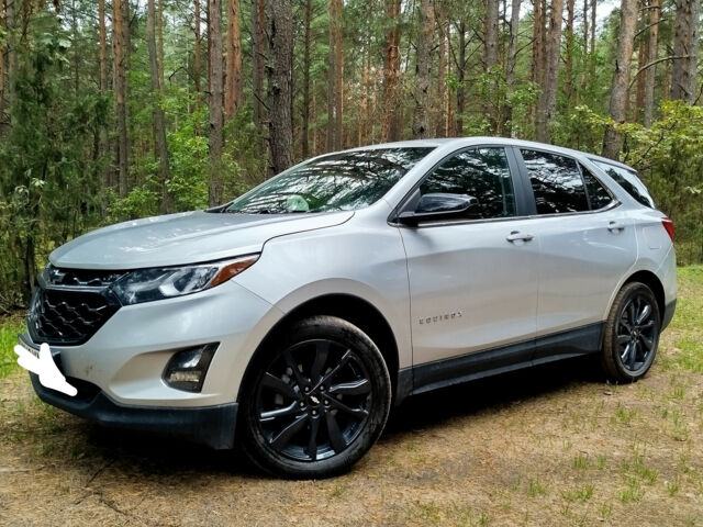 Chevrolet Equinox 2021 року