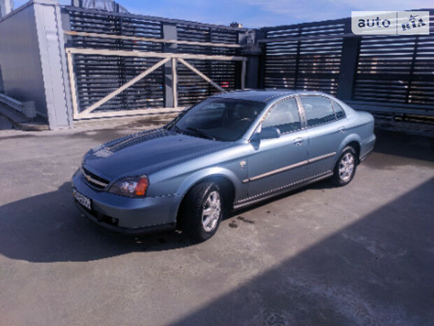 Chevrolet Evanda 2005 року