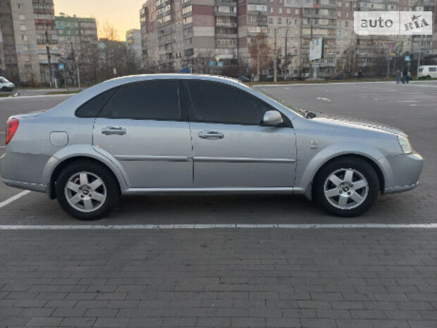 Chevrolet Lacetti 2005 года