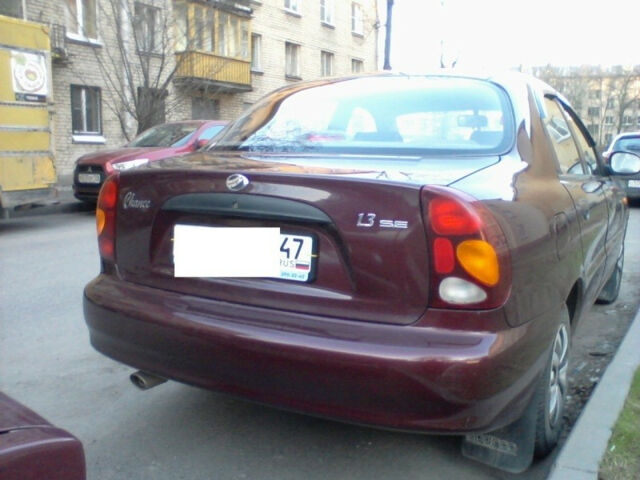 Chevrolet Lanos 2011 року