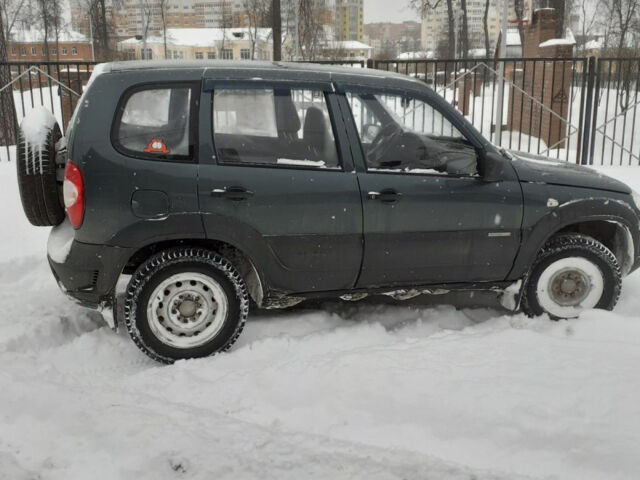 Chevrolet Niva 2013 року