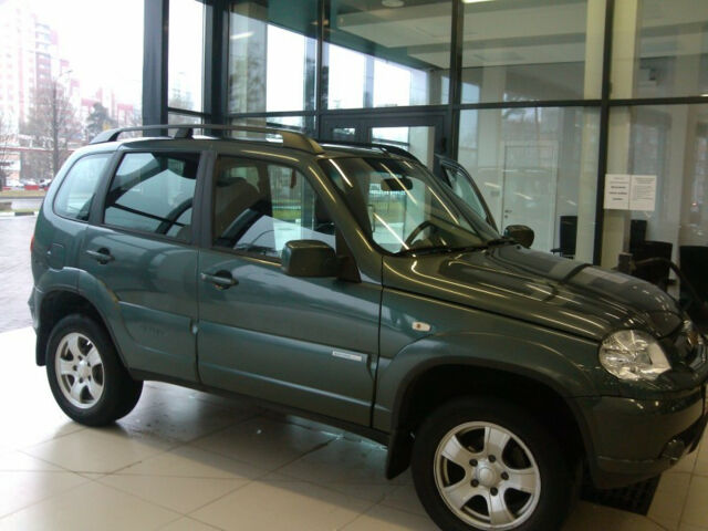 Chevrolet Niva 2011 года