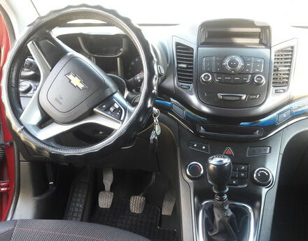 Chevrolet Orlando 2011 года