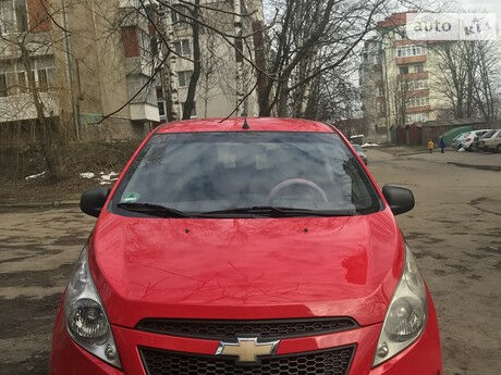 Chevrolet Spark 2011 года