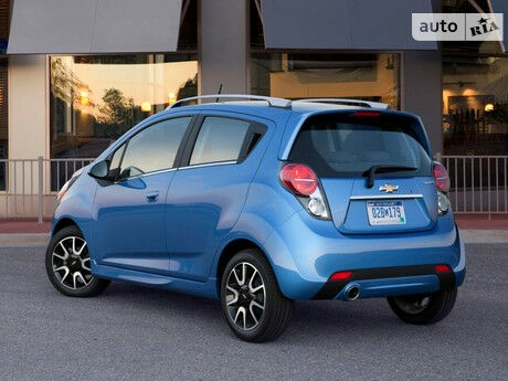 Шевроле Спарк 2013 года Chevrolet Spark 2013 года