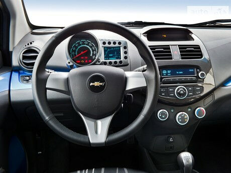 Шевроле Спарк 2005 року Chevrolet Spark 2005 року