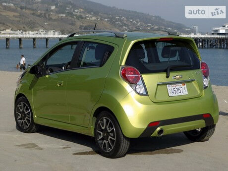 Шевроле Спарк 2005 року Chevrolet Spark 2005 року