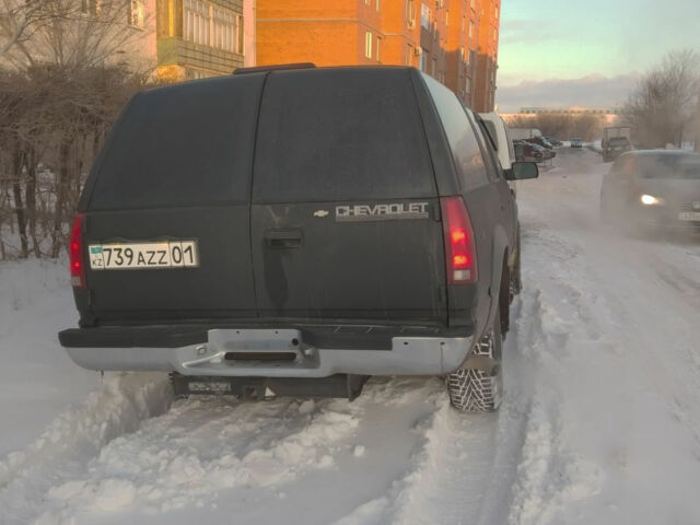 Chevrolet Suburban 1994 года