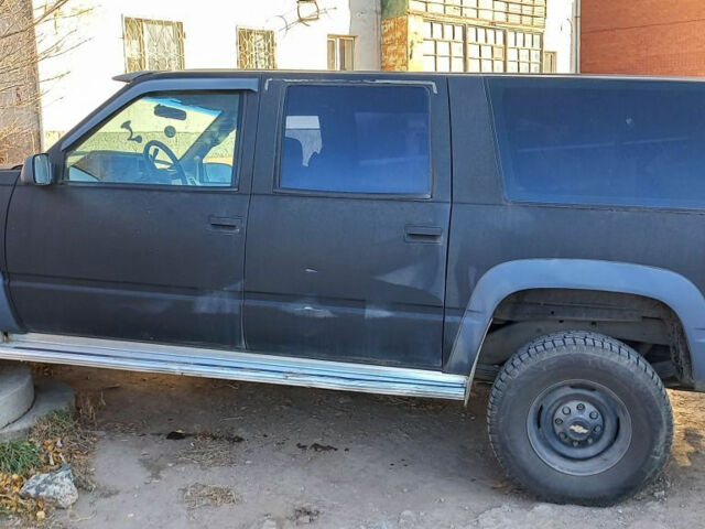 Chevrolet Suburban 1994 року