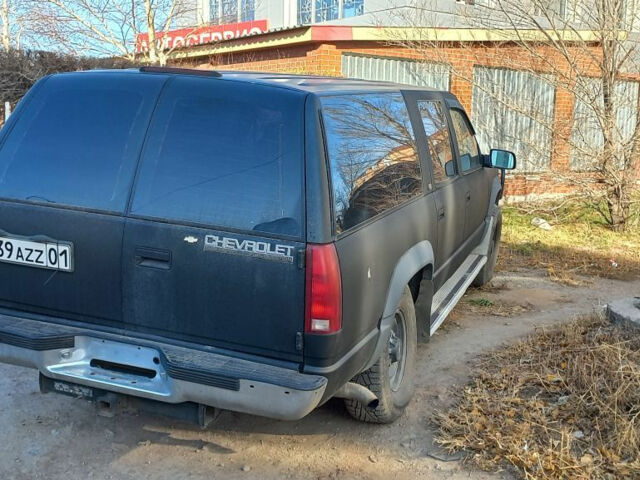 Chevrolet Suburban 1994 року