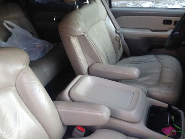 Chevrolet Tahoe 2000 года