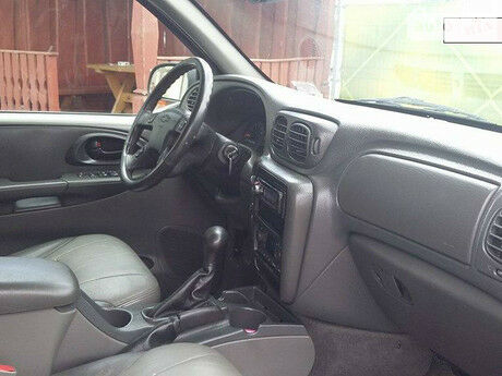 Шевроле Трейлблейзер 2007 року Chevrolet TrailBlazer 2007 року