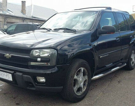 Chevrolet TrailBlazer 2004 року