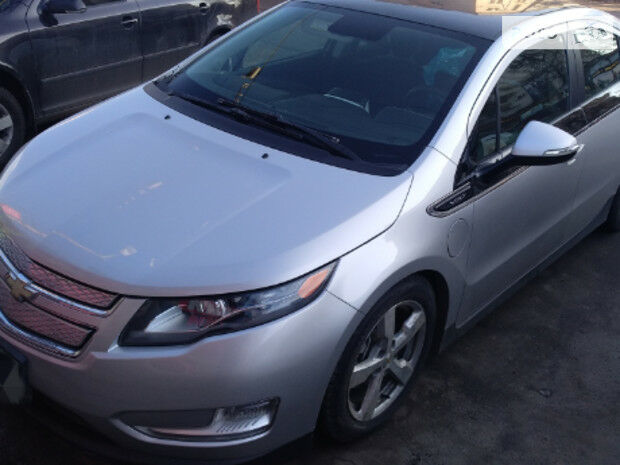 Chevrolet Volt 2011 року