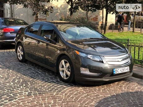 Chevrolet Volt 2013 года