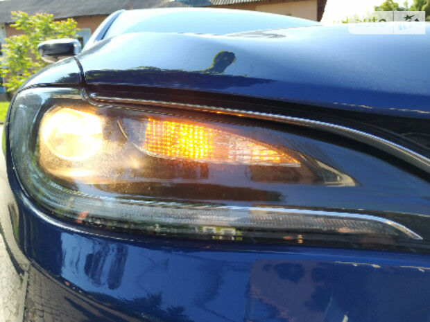 Крайслер 200 2015 года Chrysler 200 2015 года