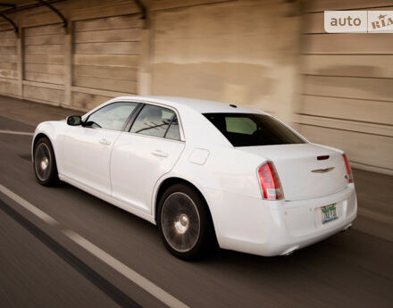 Chrysler 300 2008 года