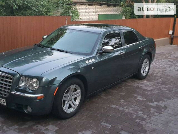 Крайслер 300C 2006 року Chrysler 300C 2006 року
