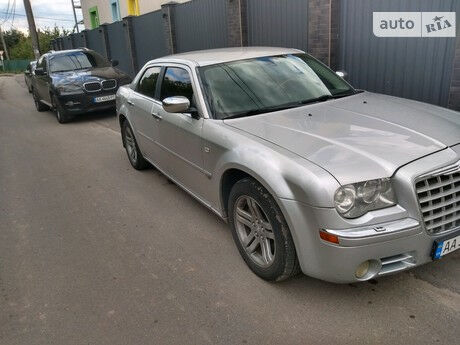 Chrysler 300C 2006 года