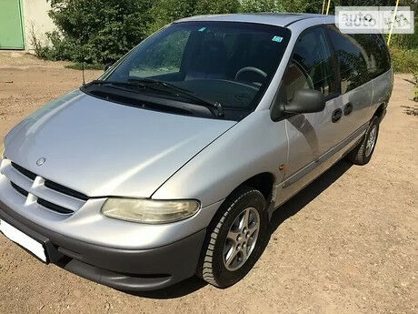 Chrysler Grand Voyager 2000 року