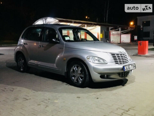 Крайслер ПТ Крузер 2004 года Chrysler PT Cruiser 2004 года