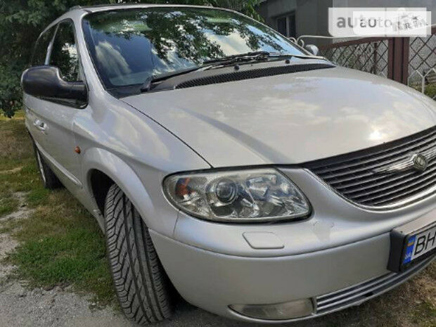 Chrysler Voyager 2003 року