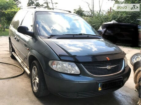 Chrysler Voyager 2002 года