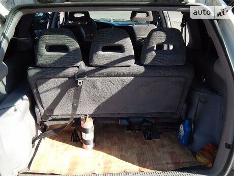 Крайслер Вояджер 2001 года Chrysler Voyager 2001 года
