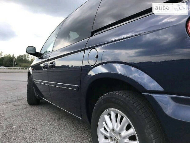 Chrysler Voyager 2006 года