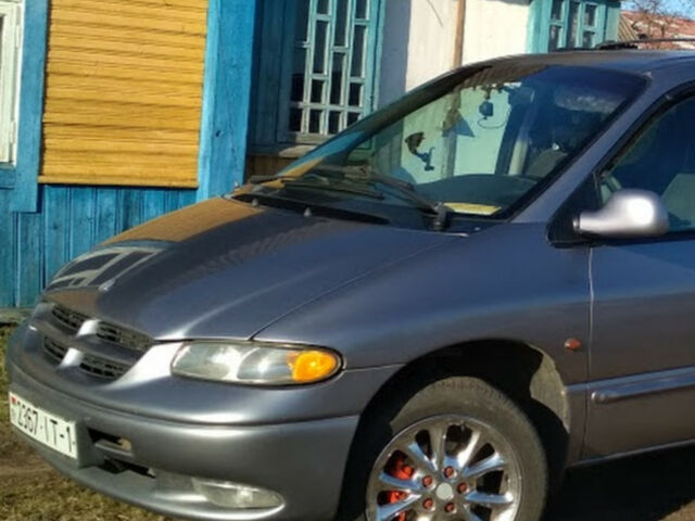 Chrysler Voyager 1996 року