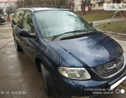 Chrysler Voyager 2003 года